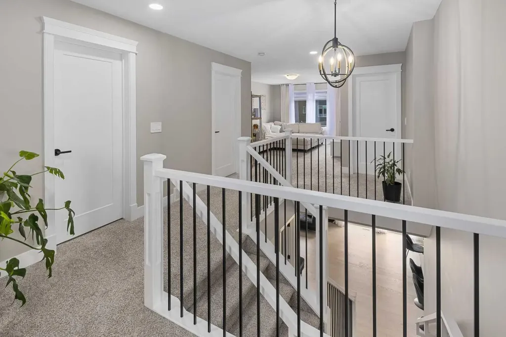 1595 Baywater Street SW Airdrie AB T4B 5K6