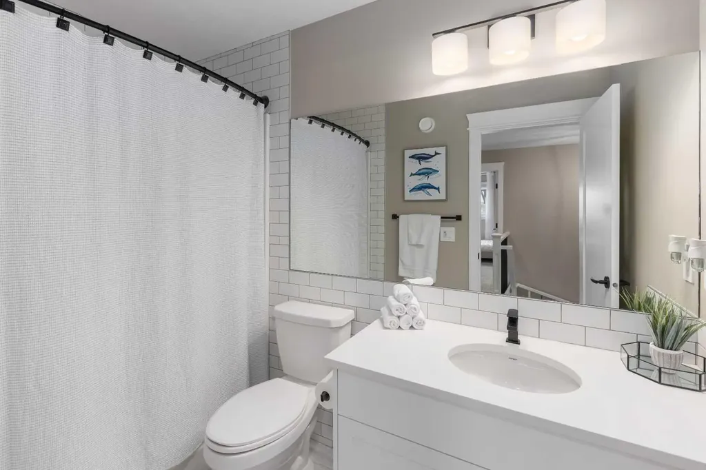 1595 Baywater Street SW Airdrie AB T4B 5K6