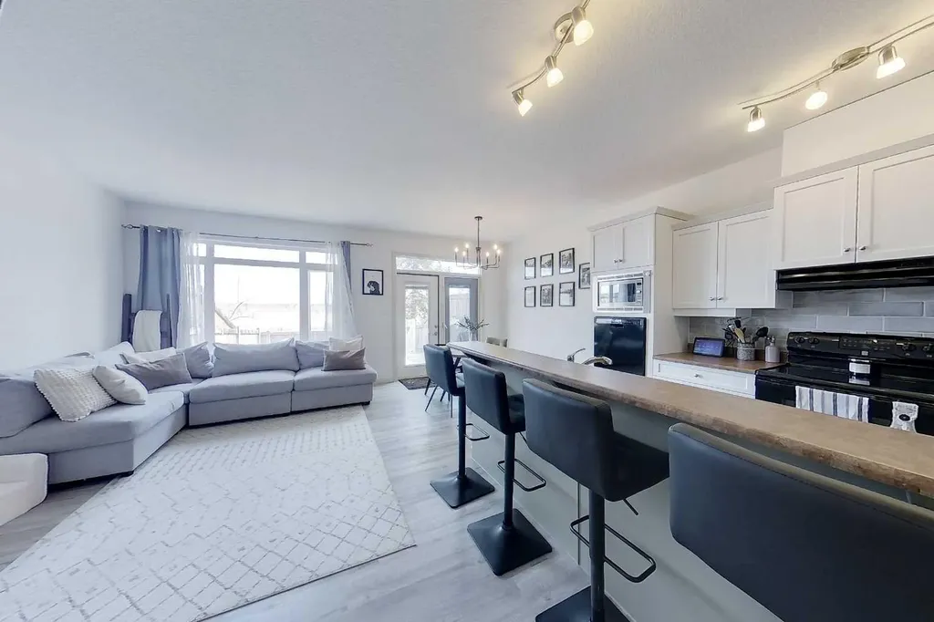 513 13 Street SE Slave Lake AB T0G2A3