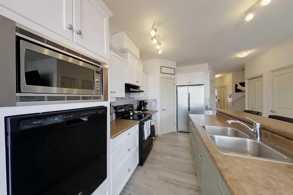 513 13 Street SE Slave Lake AB T0G2A3