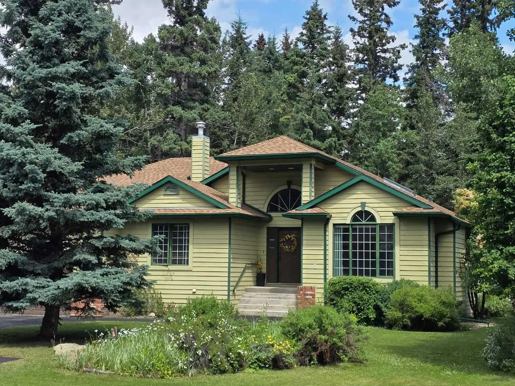 1 Manyhorses Bay Rural Rocky View County AB T3Z 1A1