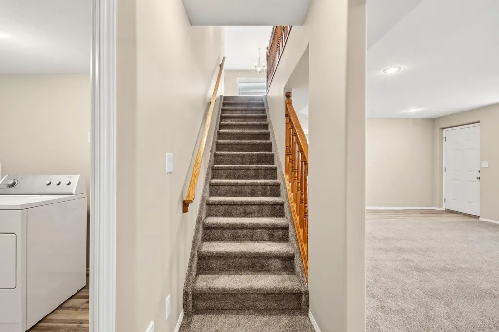 64 Isbister Close Red Deer AB T4R 0B9