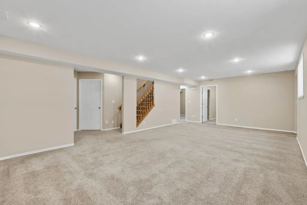 64 Isbister Close Red Deer AB T4R 0B9