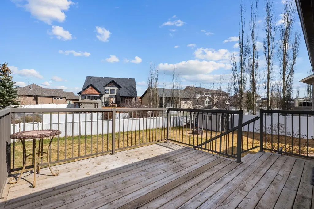 64 Isbister Close Red Deer AB T4R 0B9