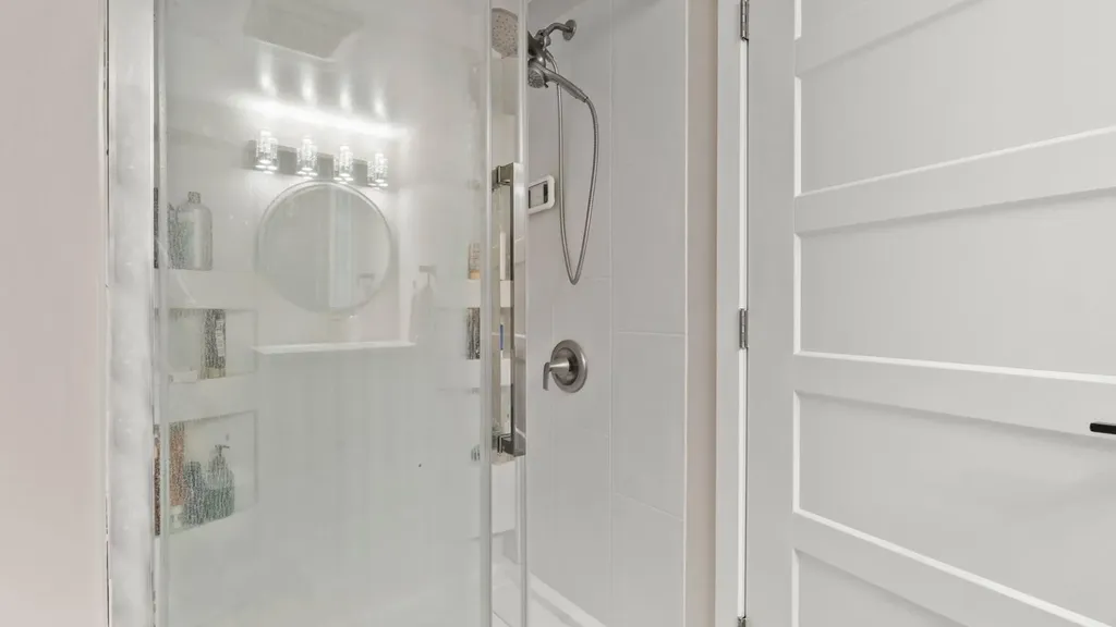 2416 Woodview Drive SW Calgary AB T2W 4X7
