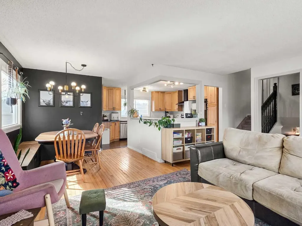 10833 99 Avenue Grande Cache AB T0E0Y0