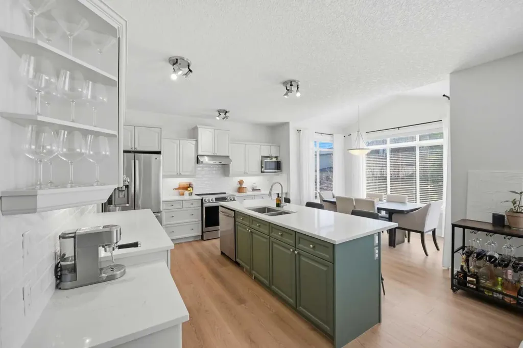 373 Sagewood Drive SW Airdrie AB T3G 0L1