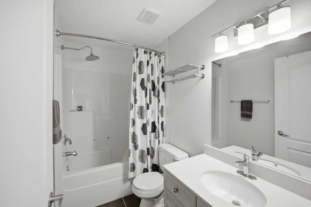 373 Sagewood Drive SW Airdrie AB T3G 0L1