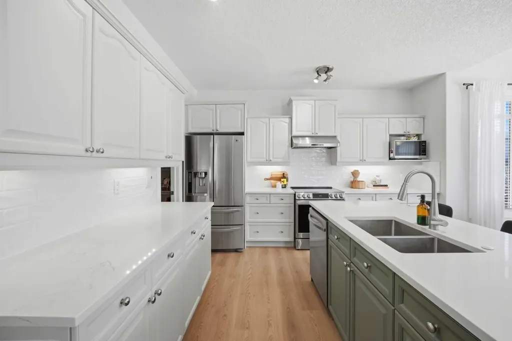 373 Sagewood Drive SW Airdrie AB T3G 0L1