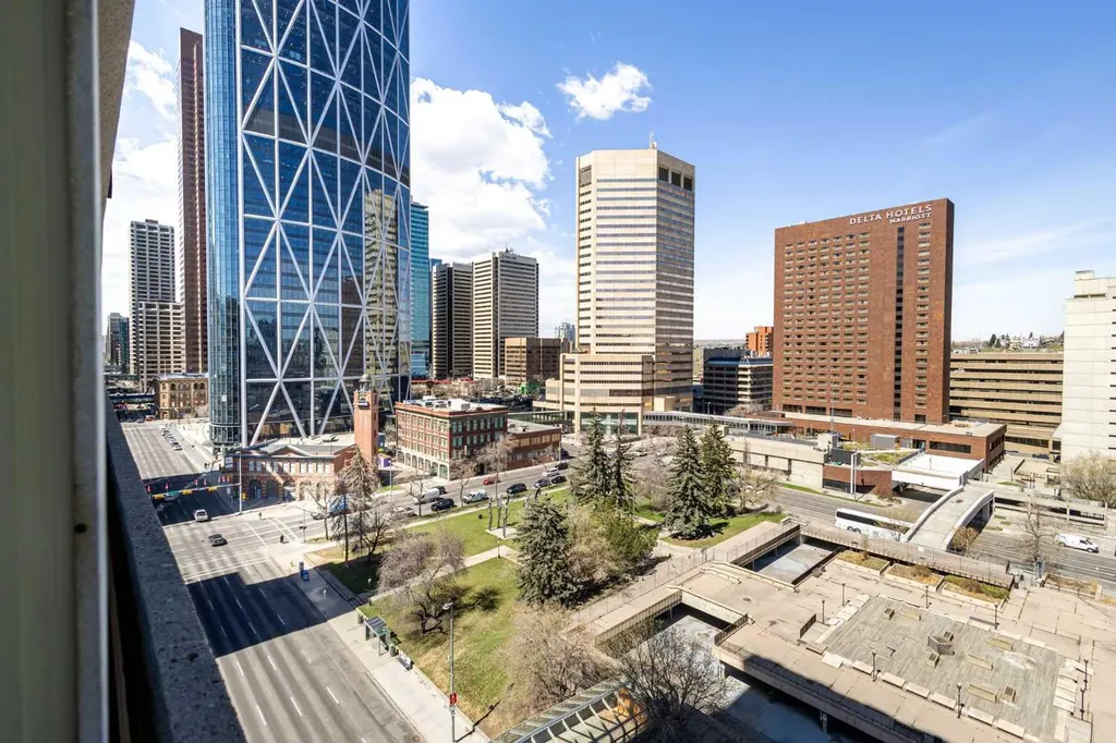 221 6 Avenue SE Calgary AB T2G 4Z9