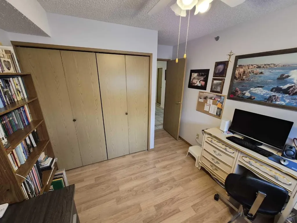 20 3 Street S Lethbridge AB T1J 4P1