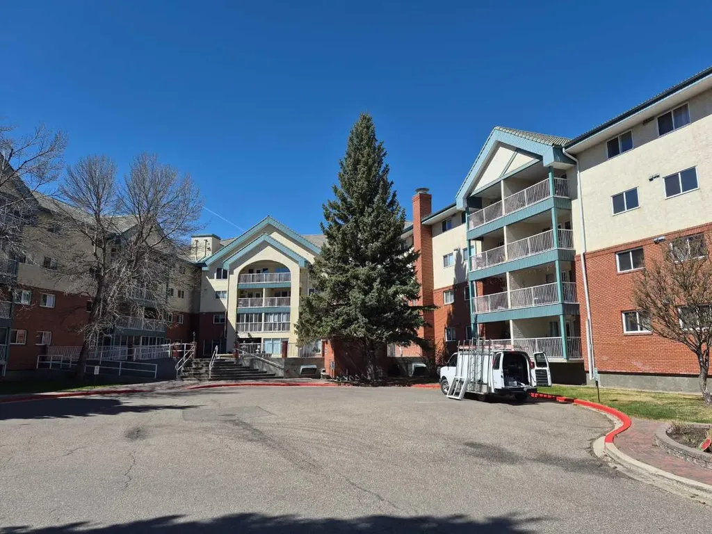20 3 Street S Lethbridge AB T1J 4P1