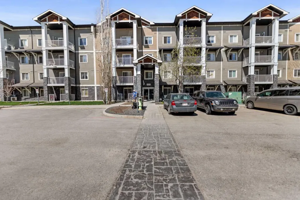 115 Prestwick Villas SE Calgary AB T2Z 0M9
