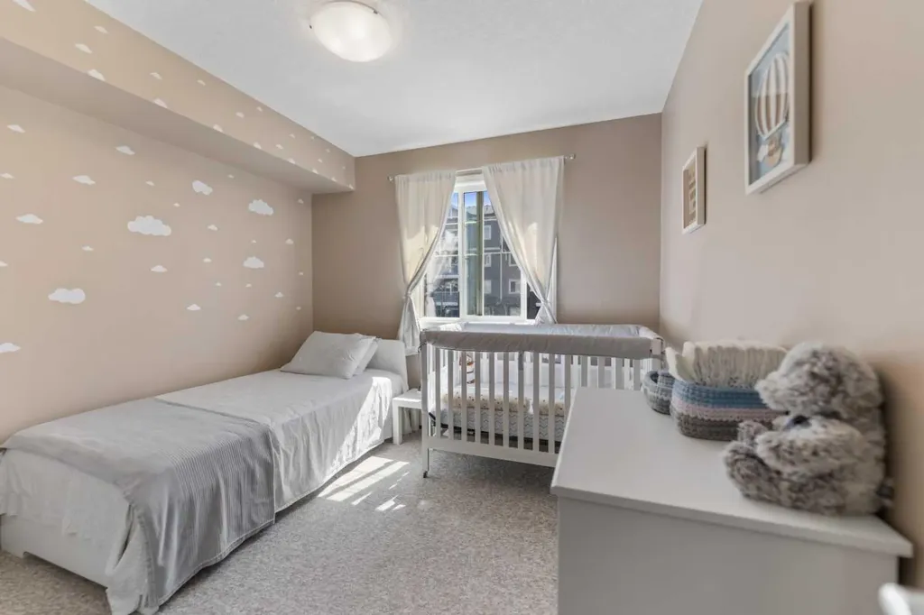 115 Prestwick Villas SE Calgary AB T2Z 0M9