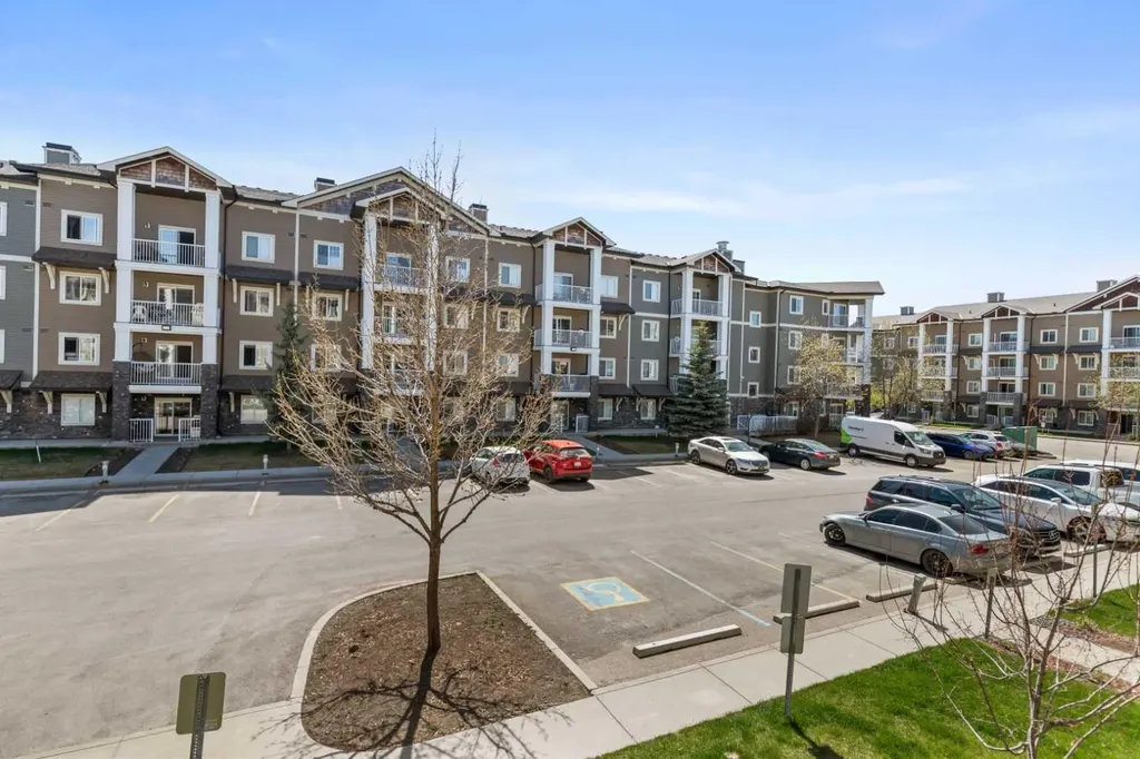 115 Prestwick Villas SE Calgary AB T2Z 0M9