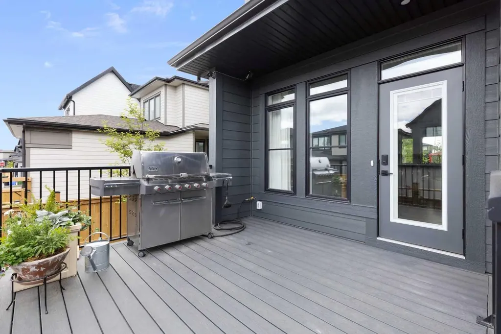 44 Alpine Common SW Calgary AB T2Y 0V3
