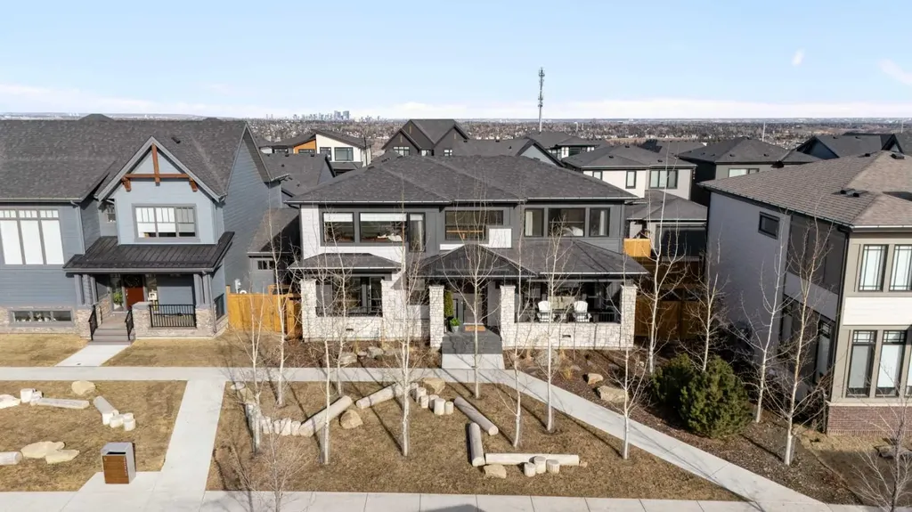 44 Alpine Common SW Calgary AB T2Y 0V3