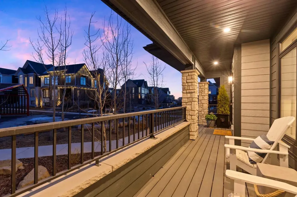 44 Alpine Common SW Calgary AB T2Y 0V3