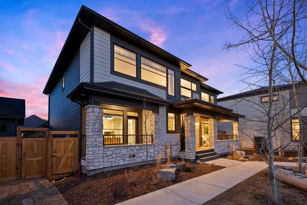 44 Alpine Common SW Calgary AB T2Y 0V3