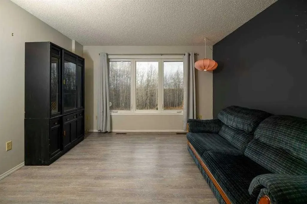 4618 54 Street Athabasca AB T9S 2A2