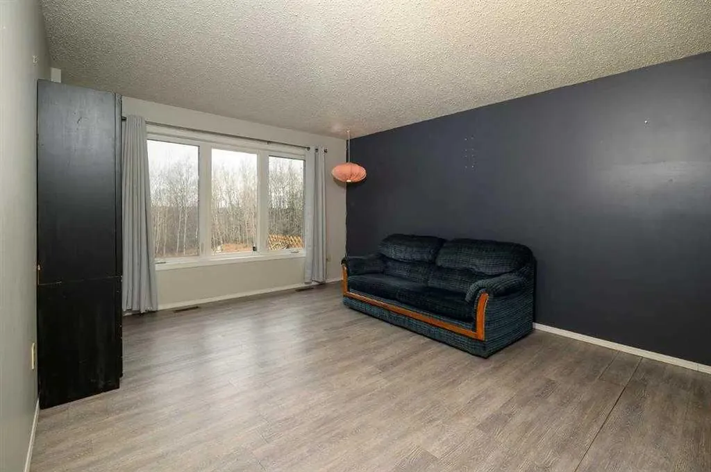 4618 54 Street Athabasca AB T9S 2A2
