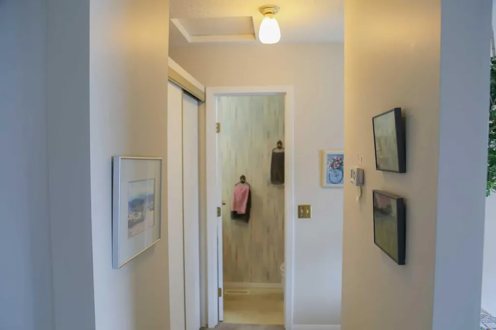 3004 25 Avenue SW Calgary AB T3E0K4