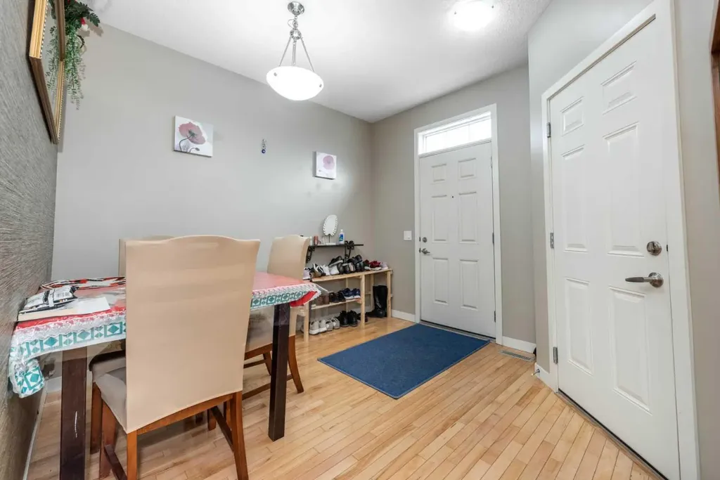 155 Silverado Skies Link SW Calgary AB T2X 0K7