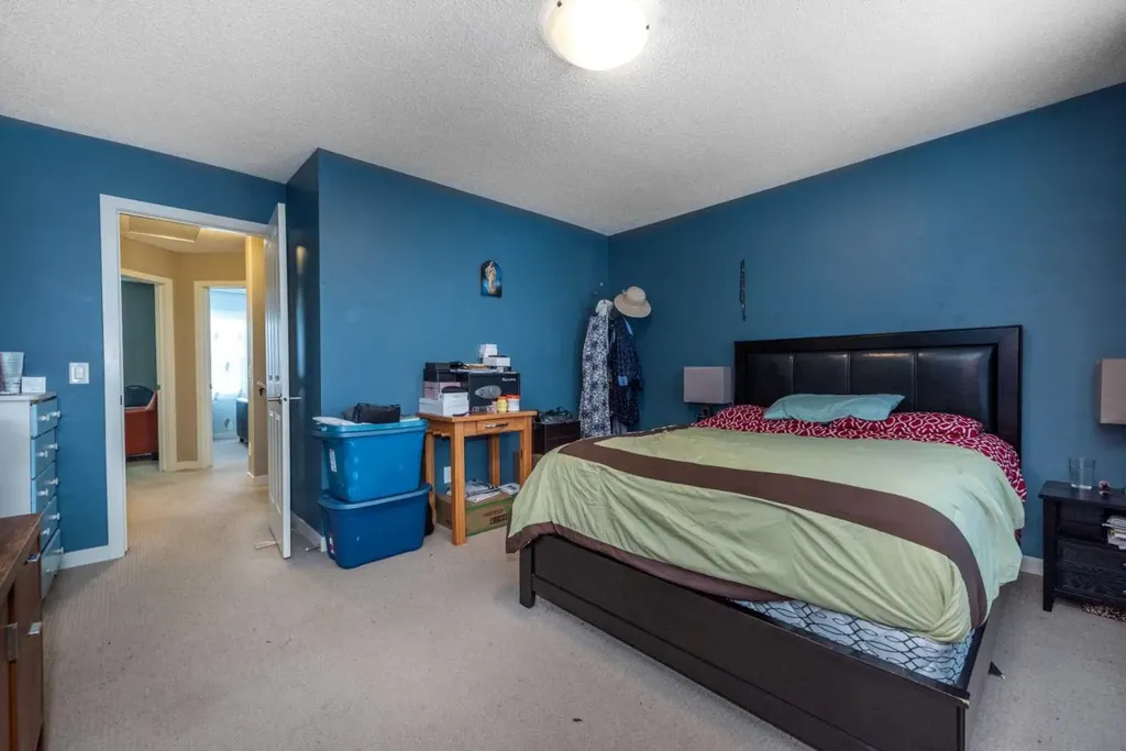 155 Silverado Skies Link SW Calgary AB T2X 0K7