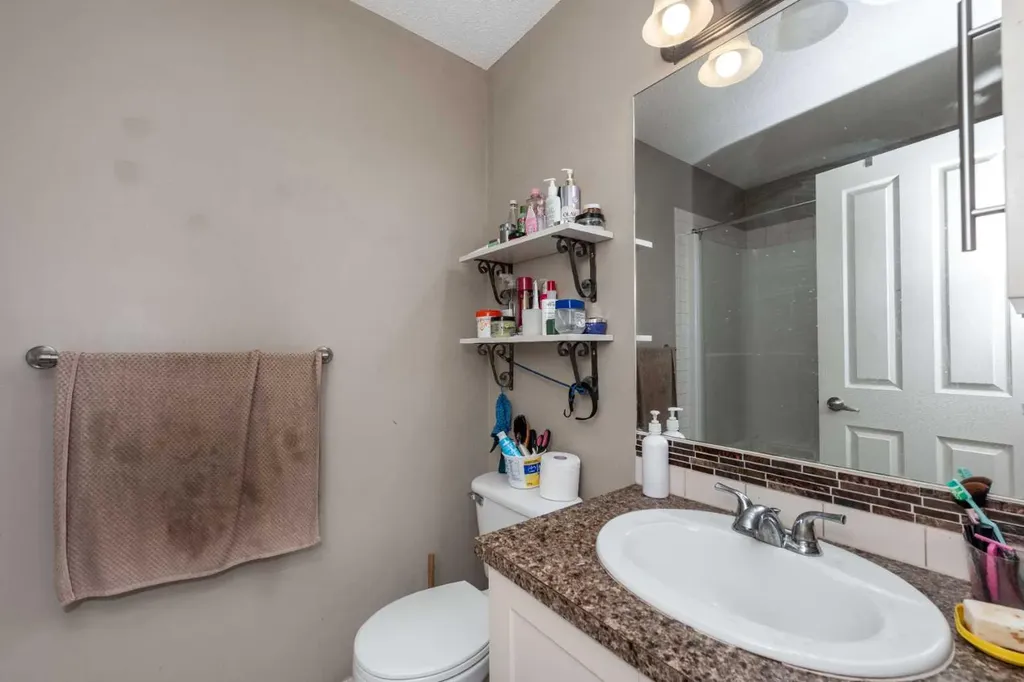 155 Silverado Skies Link SW Calgary AB T2X 0K7