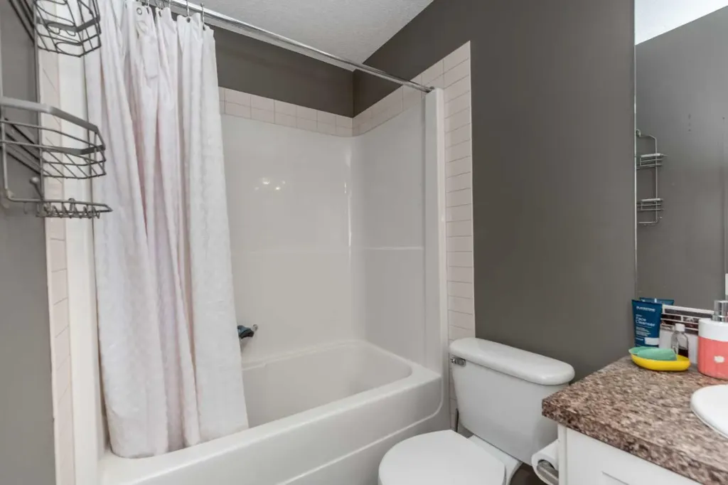 155 Silverado Skies Link SW Calgary AB T2X 0K7