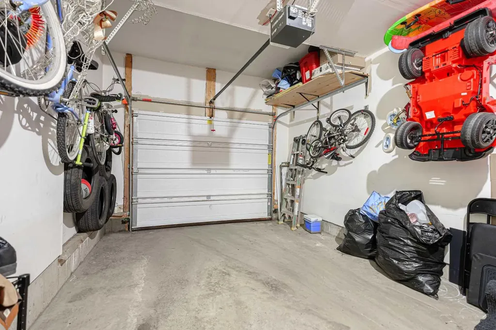 13 Mt Aberdeen Manor SE Calgary AB T2Z3N8