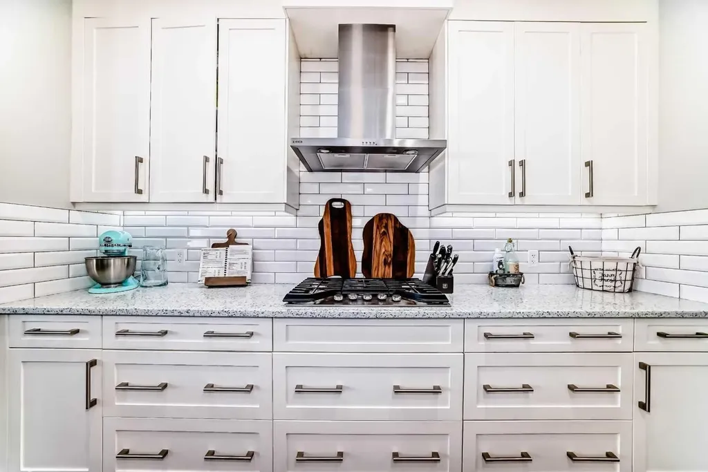 114 Kinniburgh Road Chestermere AB T1X 0S5