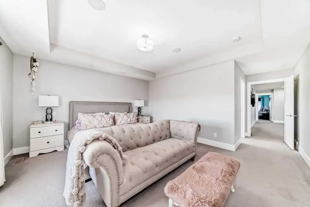 114 Kinniburgh Road Chestermere AB T1X 0S5