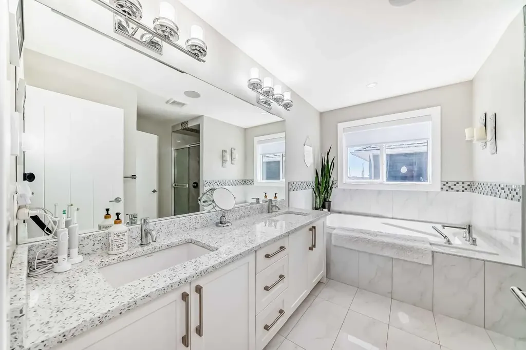 114 Kinniburgh Road Chestermere AB T1X 0S5