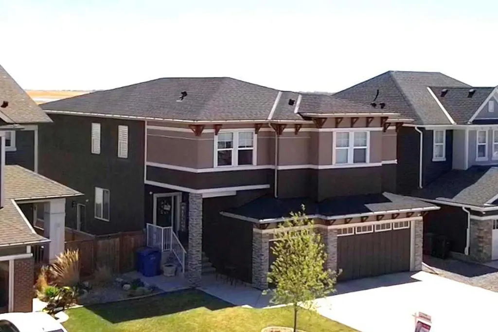 114 Kinniburgh Road Chestermere AB T1X 0S5