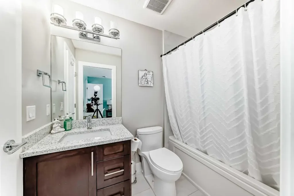 114 Kinniburgh Road Chestermere AB T1X 0S5