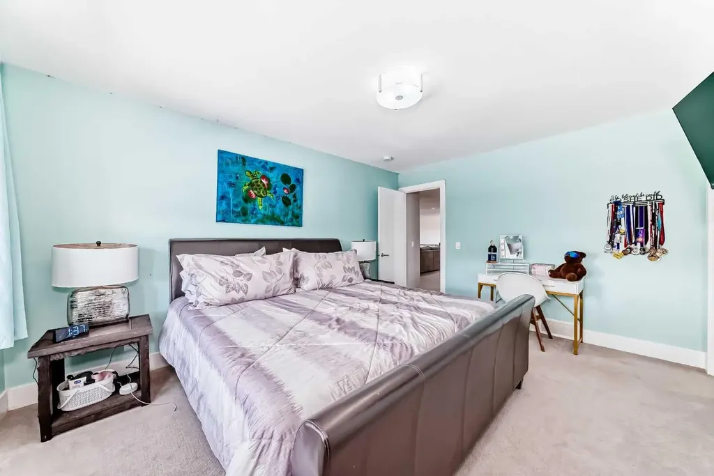 114 Kinniburgh Road Chestermere AB T1X 0S5