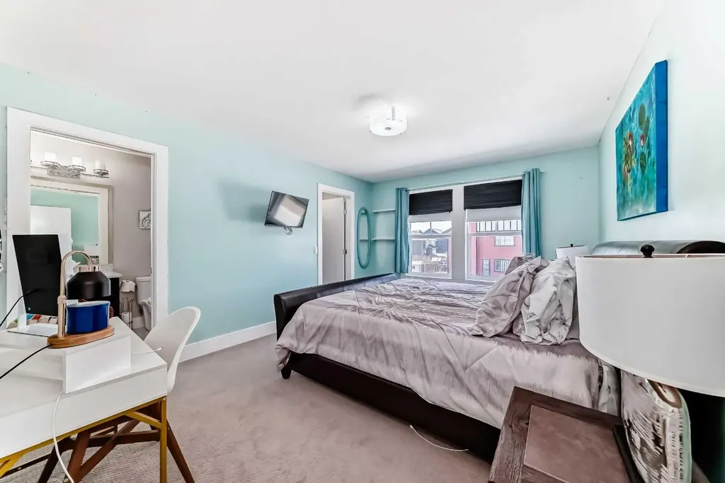 114 Kinniburgh Road Chestermere AB T1X 0S5