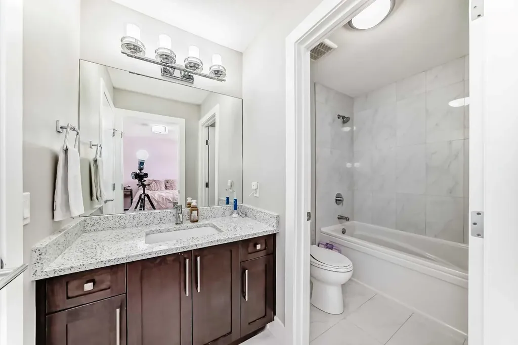 114 Kinniburgh Road Chestermere AB T1X 0S5