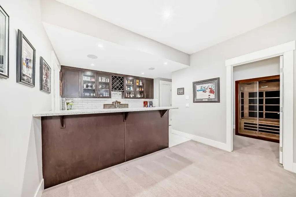 114 Kinniburgh Road Chestermere AB T1X 0S5