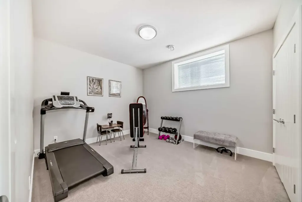 114 Kinniburgh Road Chestermere AB T1X 0S5
