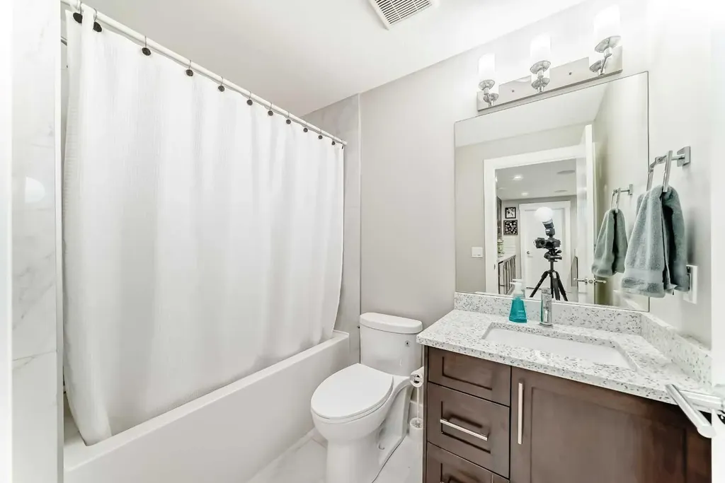 114 Kinniburgh Road Chestermere AB T1X 0S5