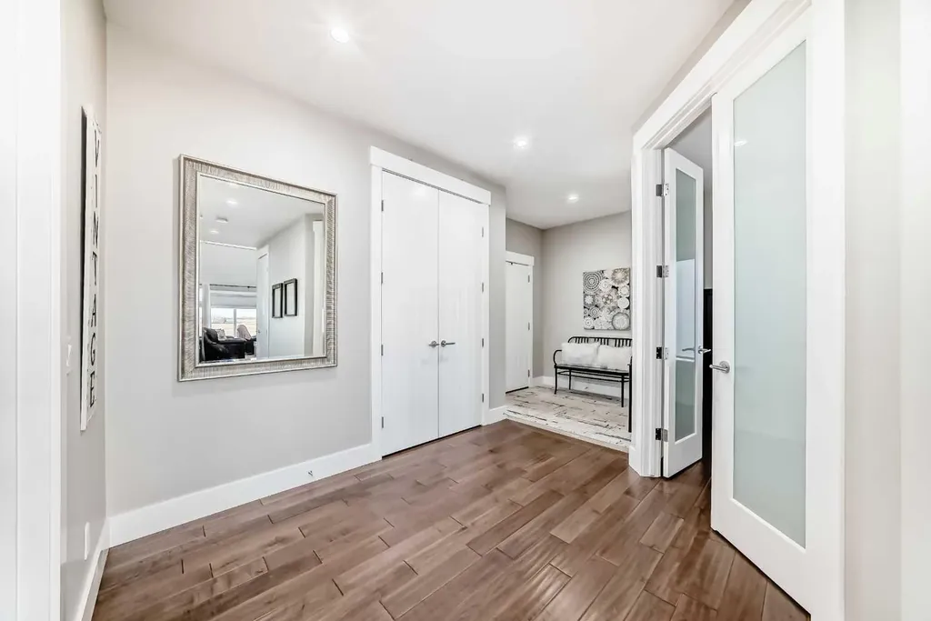 114 Kinniburgh Road Chestermere AB T1X 0S5