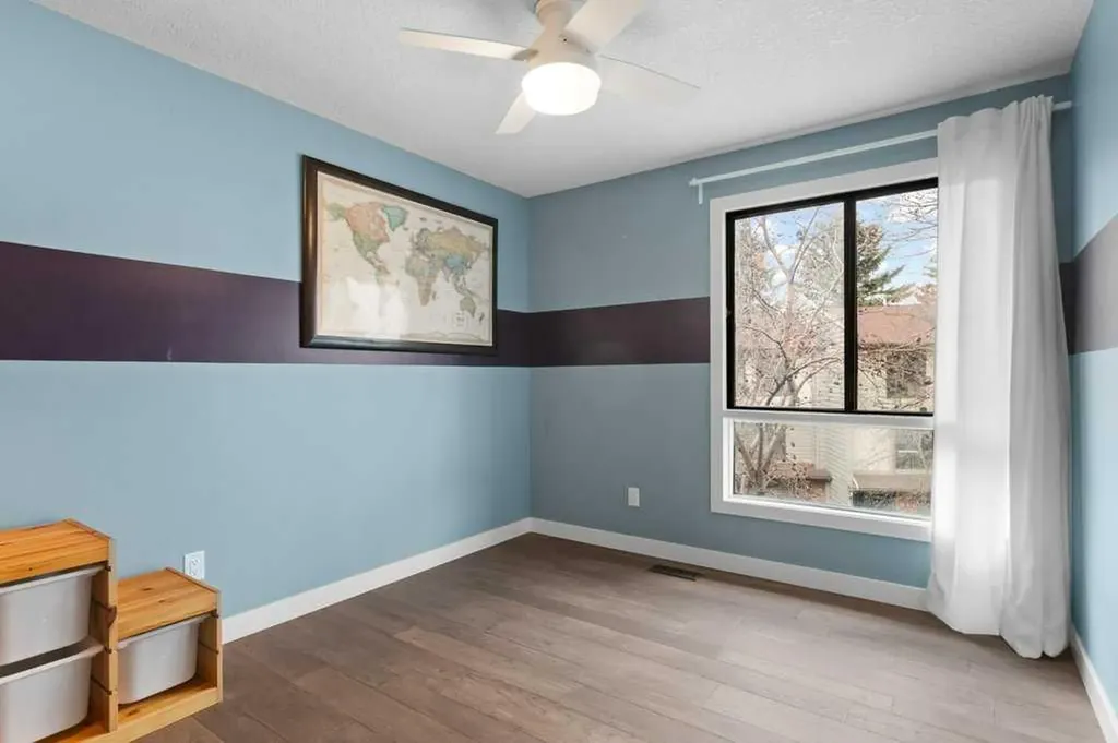 3929 Point Mckay Road NW Calgary AB T3B 4V7