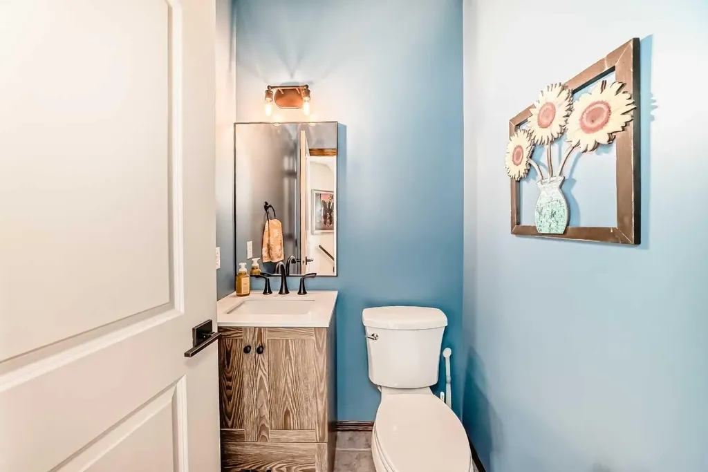 1416 Strathcona Drive SW Calgary AB T3H 4L1