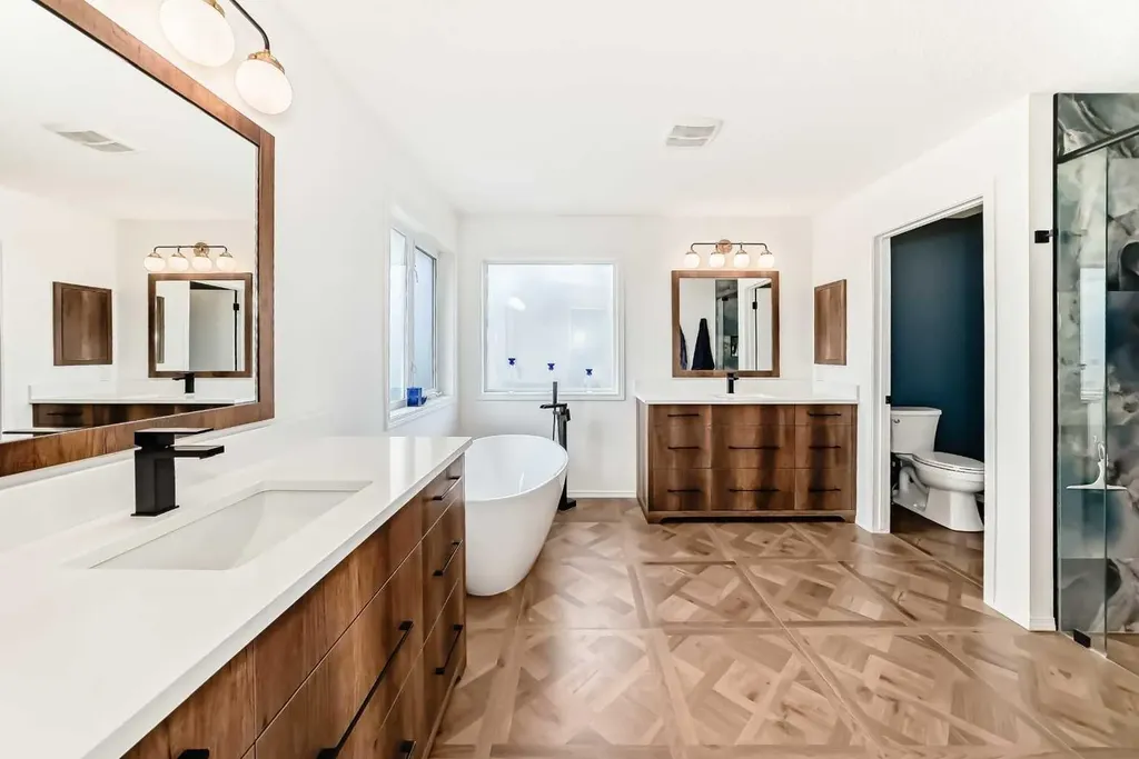 1416 Strathcona Drive SW Calgary AB T3H 4L1
