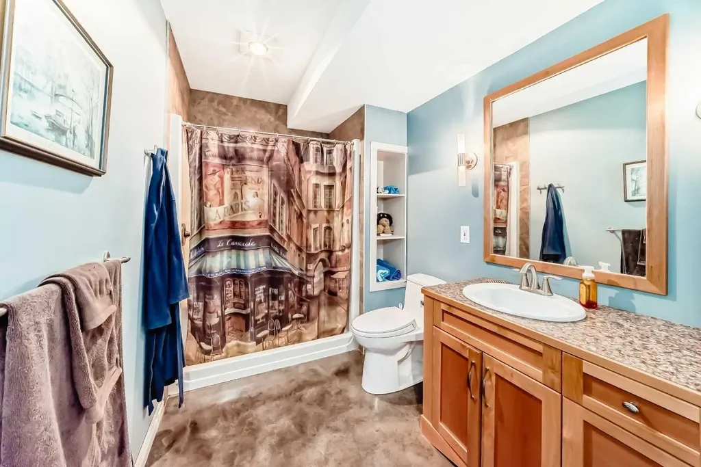 1416 Strathcona Drive SW Calgary AB T3H 4L1