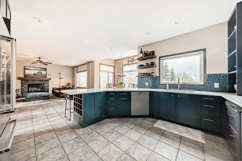1416 Strathcona Drive SW Calgary AB T3H 4L1