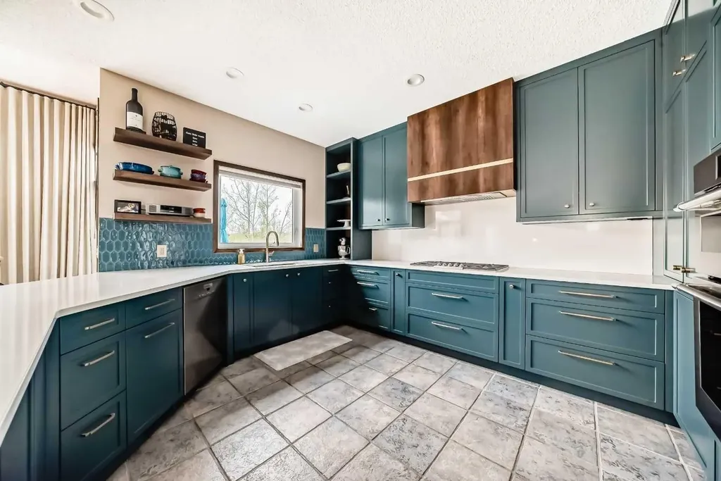 1416 Strathcona Drive SW Calgary AB T3H 4L1