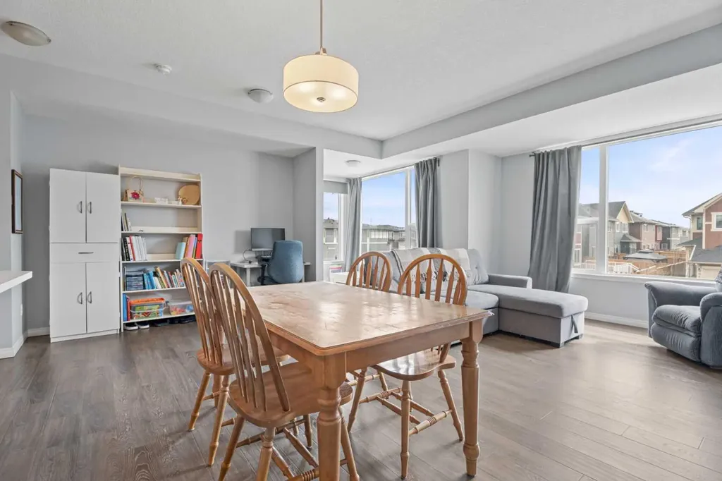 52 Saddlestone Drive NE Calgary AB T3J 0W4